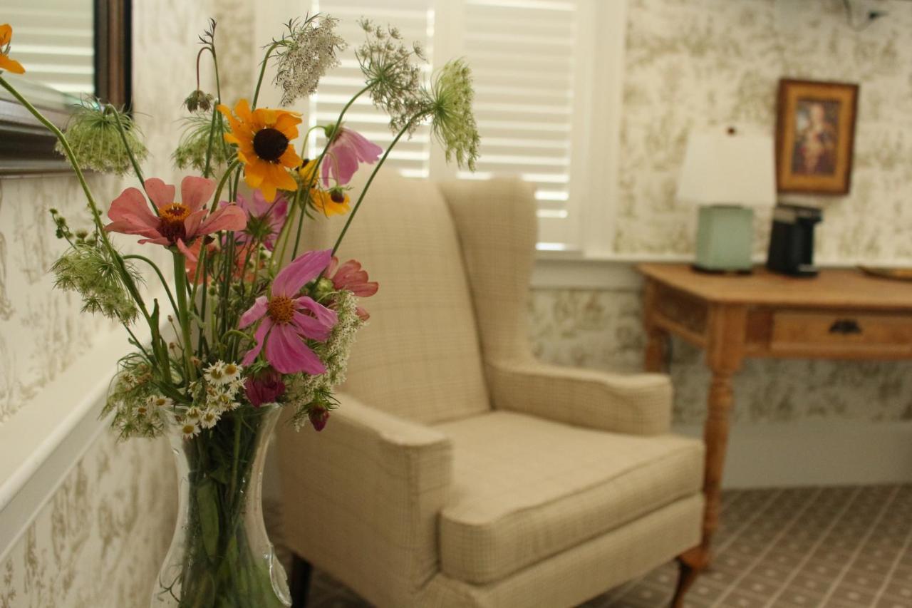 Mary'S Land Farm Hotel Ellicott City Bagian luar foto